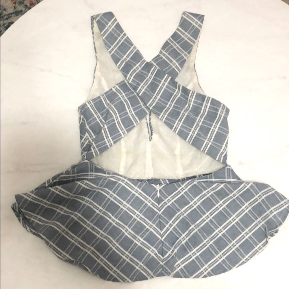 Low Cut Vintage Top